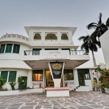 Treebo The Regal House, Near Fateh Sagar Lake อุเดเปอร์ ภายนอก รูปภาพ